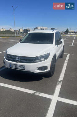 Позашляховик / Кросовер Volkswagen Tiguan 2012 в Одесі