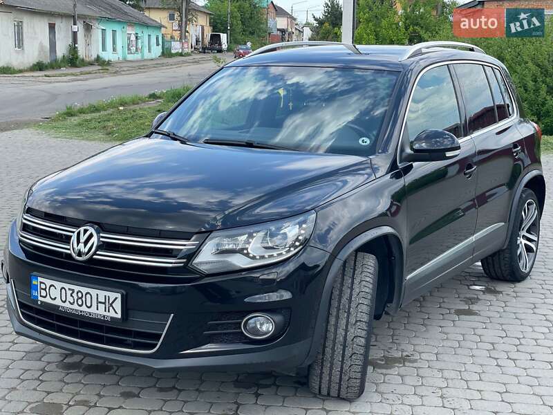 Внедорожник / Кроссовер Volkswagen Tiguan 2015 в Дрогобыче
