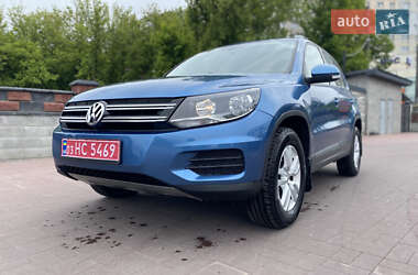 Внедорожник / Кроссовер Volkswagen Tiguan 2016 в Ровно