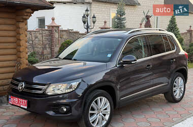 Позашляховик / Кросовер Volkswagen Tiguan 2016 в 