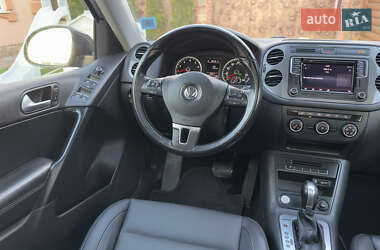 Позашляховик / Кросовер Volkswagen Tiguan 2016 в 