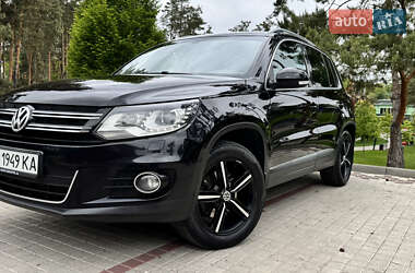 Позашляховик / Кросовер Volkswagen Tiguan 2013 в Києві