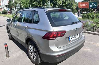 Внедорожник / Кроссовер Volkswagen Tiguan 2016 в Киеве