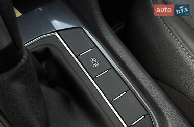 Позашляховик / Кросовер Volkswagen Tiguan 2019 в 