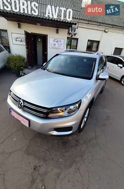 Позашляховик / Кросовер Volkswagen Tiguan 2017 в 