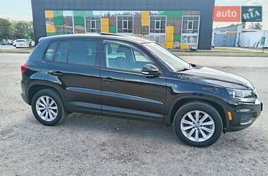Внедорожник / Кроссовер Volkswagen Tiguan 2012 в 