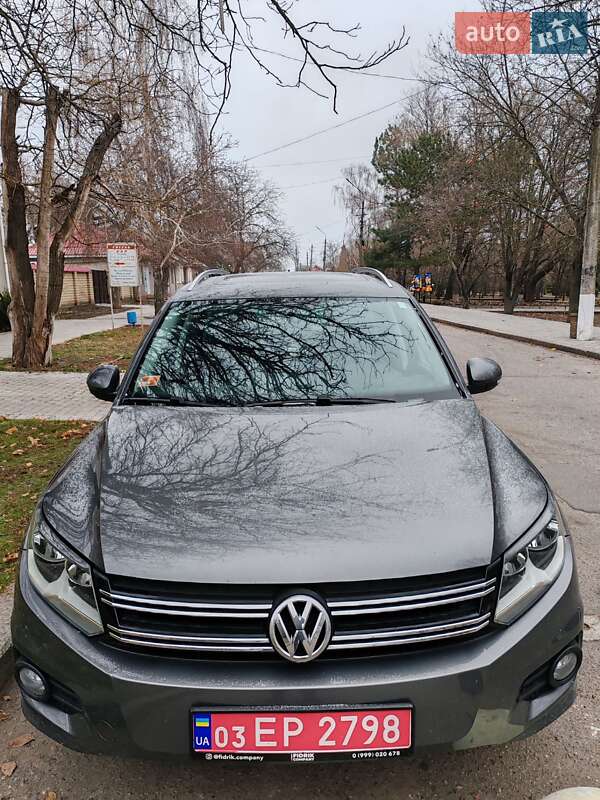 Внедорожник / Кроссовер Volkswagen Tiguan 2014 в Кривом Роге