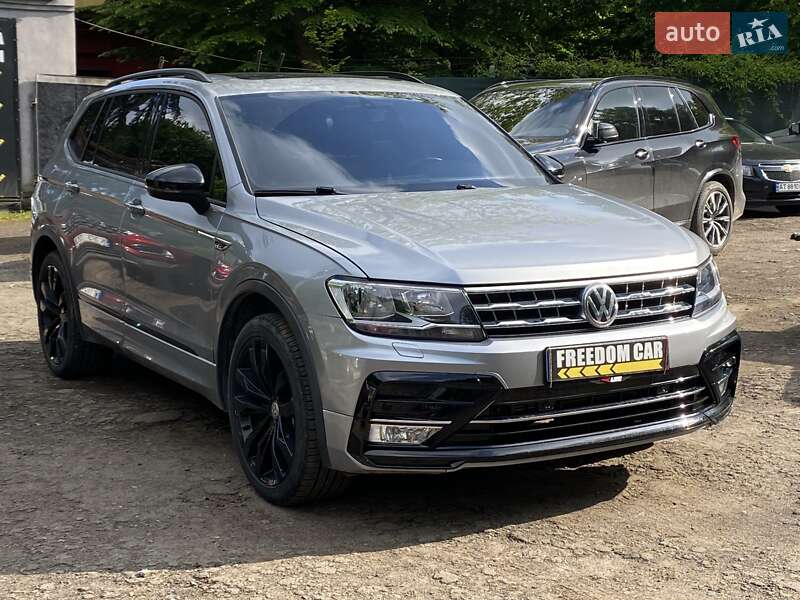Внедорожник / Кроссовер Volkswagen Tiguan 2020 в Львове