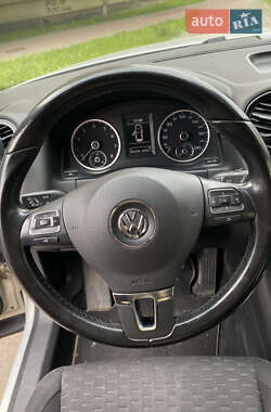 Внедорожник / Кроссовер Volkswagen Tiguan 2011 в 