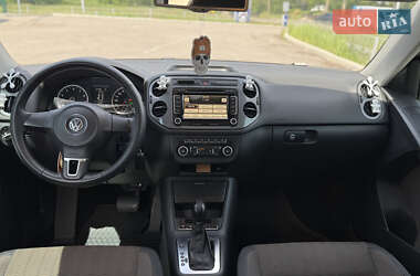 Внедорожник / Кроссовер Volkswagen Tiguan 2011 в 