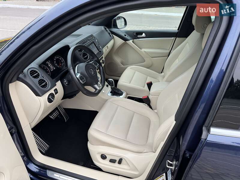 Позашляховик / Кросовер Volkswagen Tiguan 2016 в Луцьку