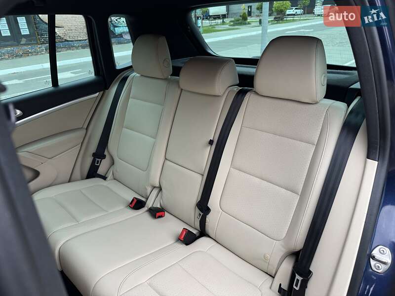 Позашляховик / Кросовер Volkswagen Tiguan 2016 в Луцьку