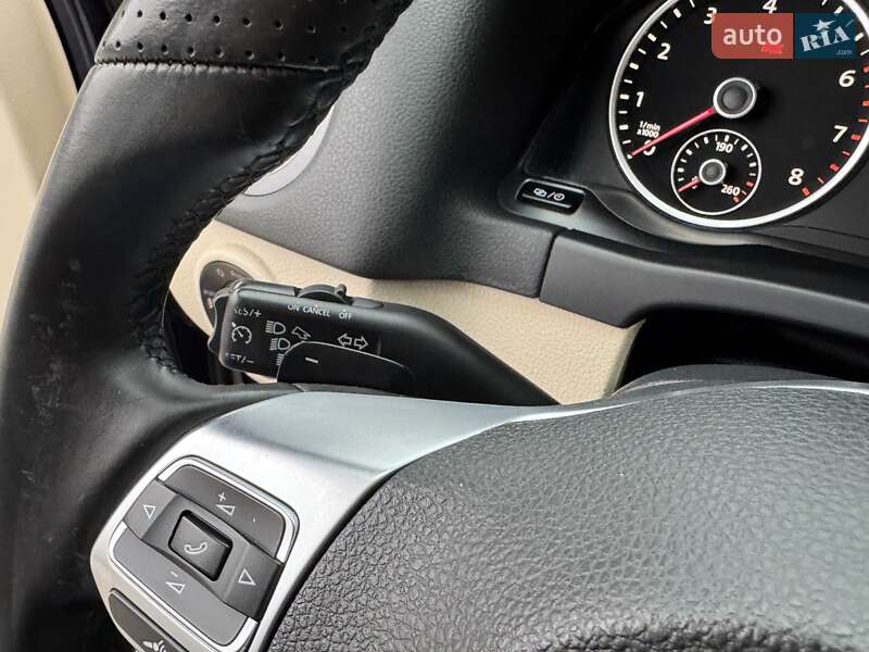 Позашляховик / Кросовер Volkswagen Tiguan 2016 в Луцьку
