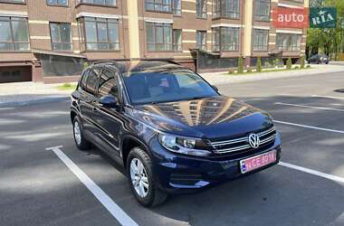 Внедорожник / Кроссовер Volkswagen Tiguan 2015 в Чернигове