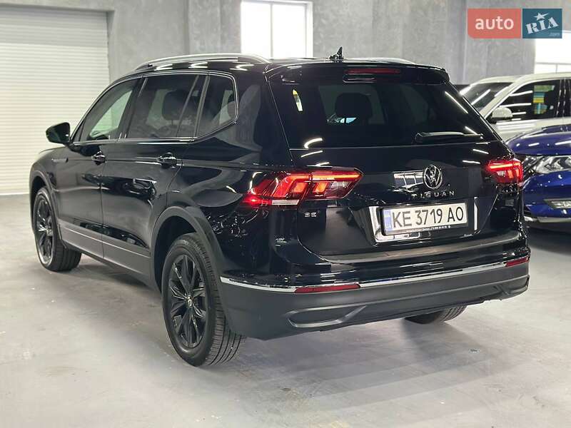 Внедорожник / Кроссовер Volkswagen Tiguan 2024 в Каменском
