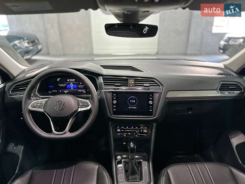 Внедорожник / Кроссовер Volkswagen Tiguan 2024 в Каменском