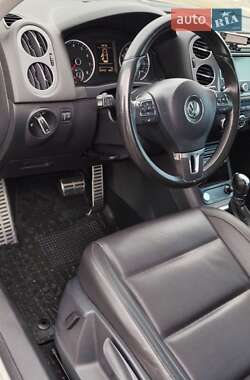 Позашляховик / Кросовер Volkswagen Tiguan 2014 в 