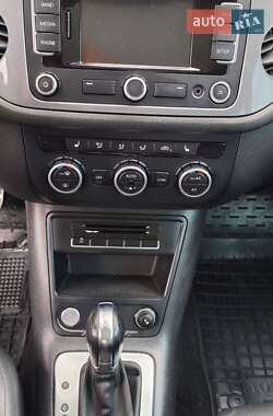 Позашляховик / Кросовер Volkswagen Tiguan 2014 в 