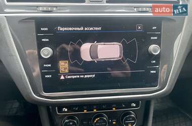 Внедорожник / Кроссовер Volkswagen Tiguan 2019 в 