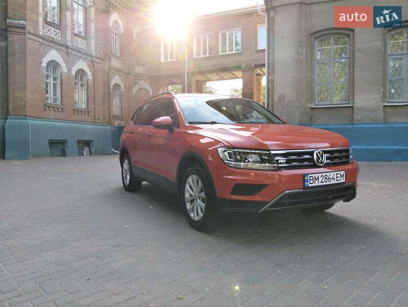 Позашляховик / Кросовер Volkswagen Tiguan 2019 в Сумах