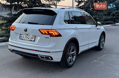 Позашляховик / Кросовер Volkswagen Tiguan 2023 в 