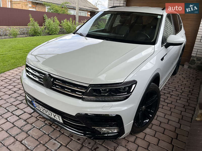 Внедорожник / Кроссовер Volkswagen Tiguan 2020 в Калиновке