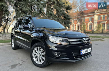 Внедорожник / Кроссовер Volkswagen Tiguan 2013 в 