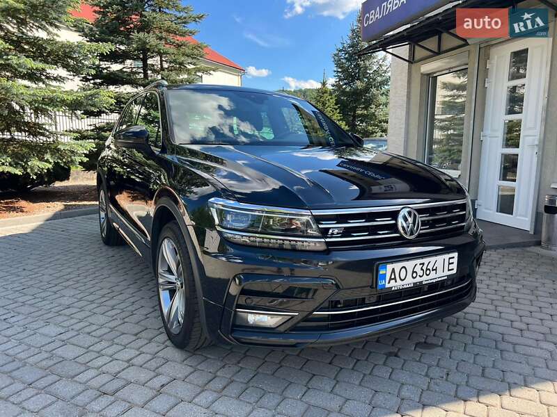 Внедорожник / Кроссовер Volkswagen Tiguan 2020 в Ужгороде