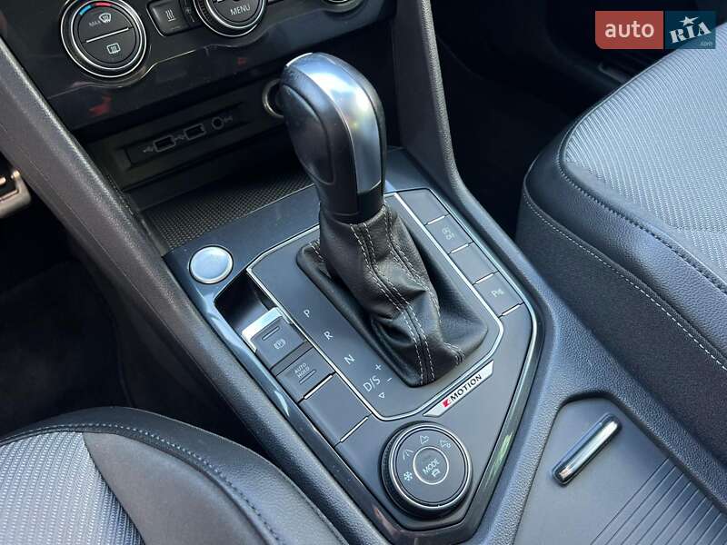 Внедорожник / Кроссовер Volkswagen Tiguan 2020 в Ужгороде