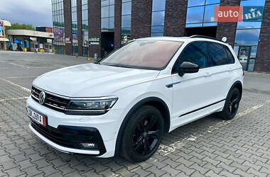 Внедорожник / Кроссовер Volkswagen Tiguan 2020 в Черновцах