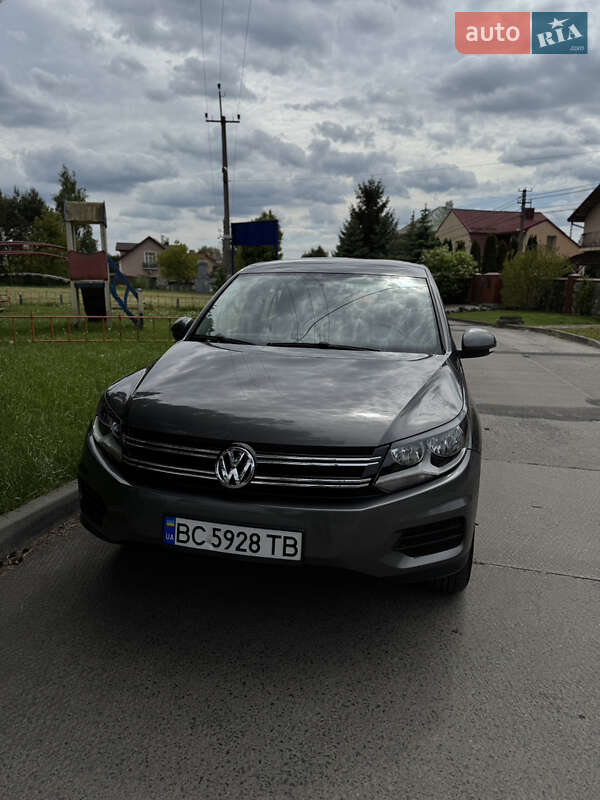 Внедорожник / Кроссовер Volkswagen Tiguan 2013 в Львове