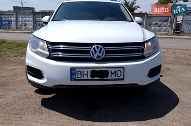 Внедорожник / Кроссовер Volkswagen Tiguan 2016 в Одессе