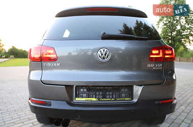 Позашляховик / Кросовер Volkswagen Tiguan 2014 в 