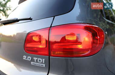 Позашляховик / Кросовер Volkswagen Tiguan 2014 в 