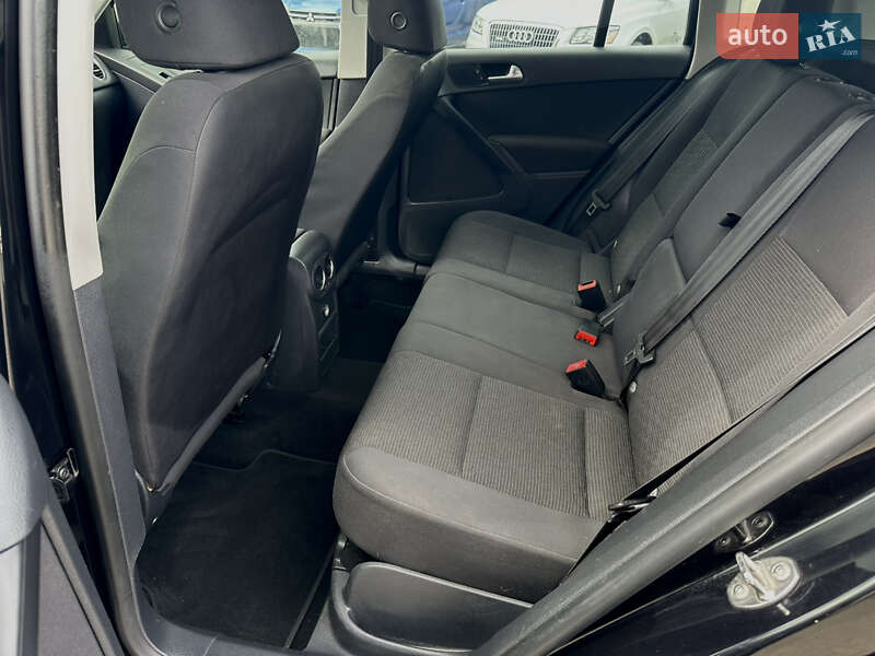 Внедорожник / Кроссовер Volkswagen Tiguan 2012 в Львове