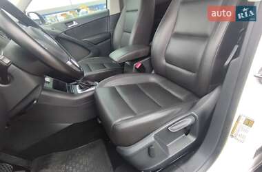Внедорожник / Кроссовер Volkswagen Tiguan 2013 в 
