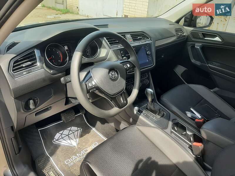 Внедорожник / Кроссовер Volkswagen Tiguan 2020 в Сумах