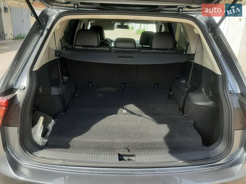 Внедорожник / Кроссовер Volkswagen Tiguan 2020 в Сумах
