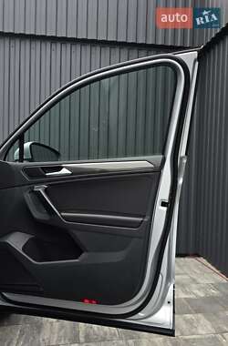 Внедорожник / Кроссовер Volkswagen Tiguan 2020 в 