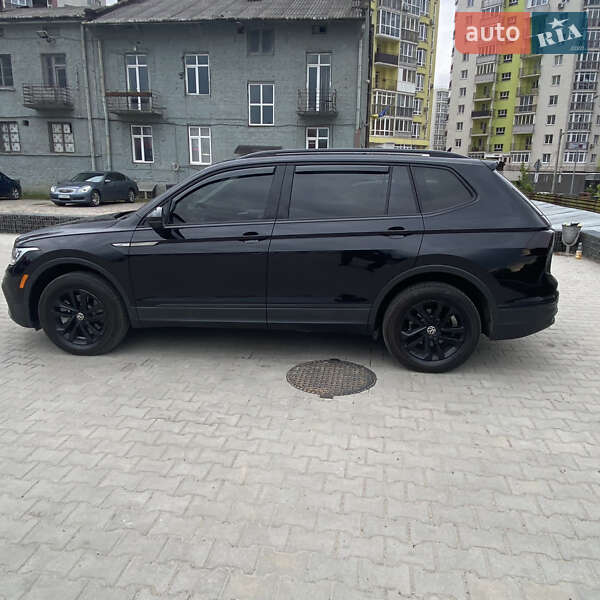 Внедорожник / Кроссовер Volkswagen Tiguan 2023 в Львове