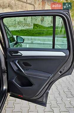 Позашляховик / Кросовер Volkswagen Tiguan 2020 в 