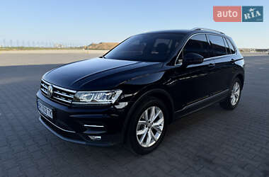Позашляховик / Кросовер Volkswagen Tiguan 2019 в Одесі