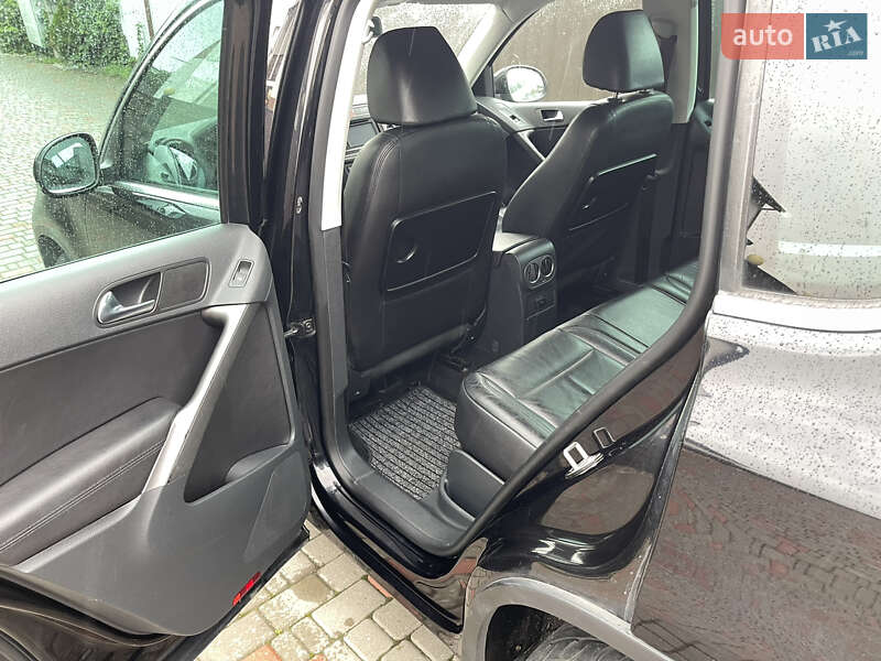 Внедорожник / Кроссовер Volkswagen Tiguan 2008 в Киеве