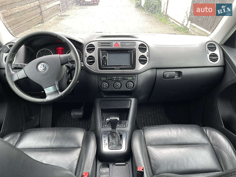 Внедорожник / Кроссовер Volkswagen Tiguan 2008 в Киеве