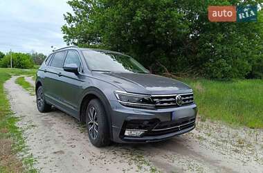 Позашляховик / Кросовер Volkswagen Tiguan 2020 в Харкові
