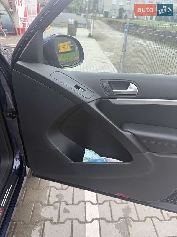 Внедорожник / Кроссовер Volkswagen Tiguan 2012 в Ивано-Франковске