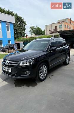 Позашляховик / Кросовер Volkswagen Tiguan 2015 в Сумах