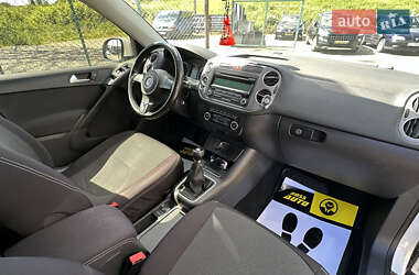 Внедорожник / Кроссовер Volkswagen Tiguan 2011 в 
