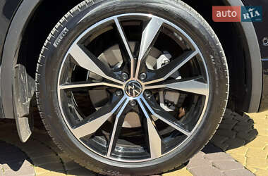 Позашляховик / Кросовер Volkswagen Tiguan 2024 в 