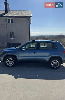 Внедорожник / Кроссовер Volkswagen Tiguan 2016 в Ровно